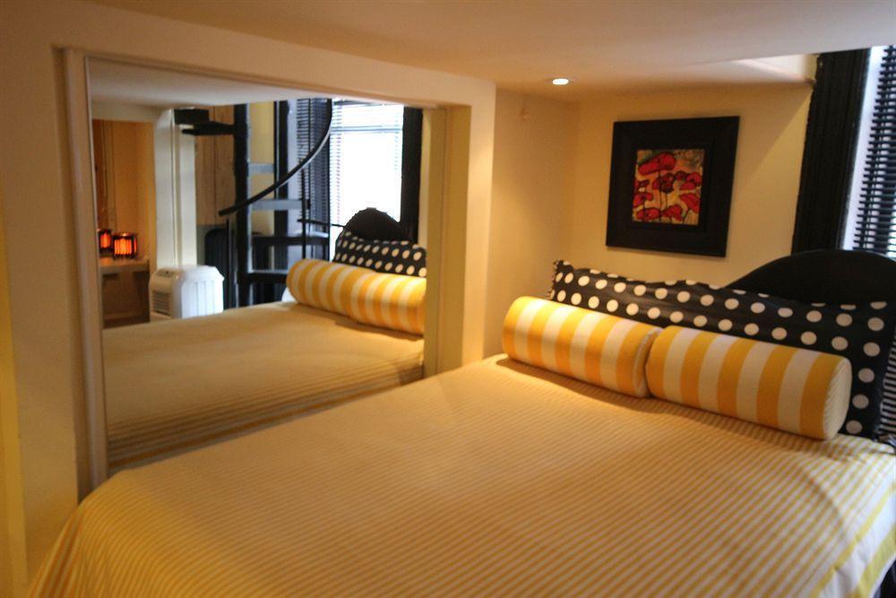 The International Cozy Inn New York Exteriör bild